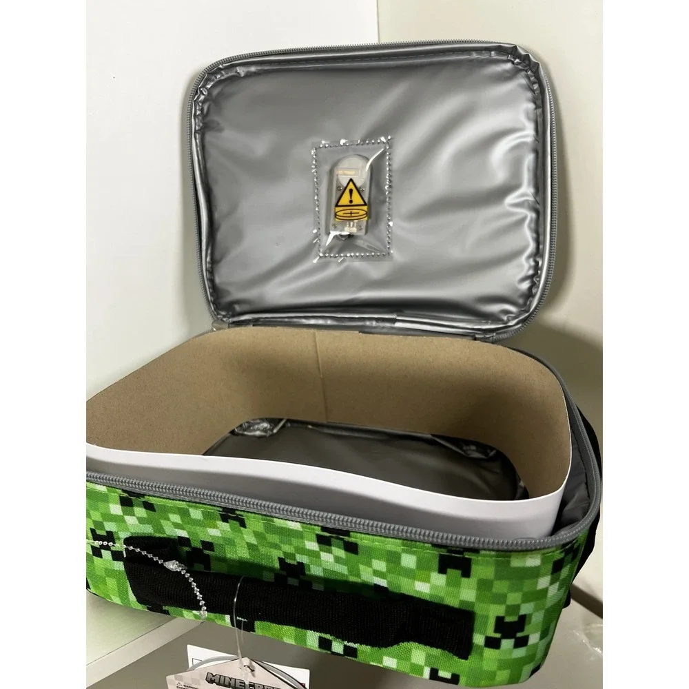 Minecraft Adventure Mode Flashing Lights Insulated Lunch Bag Green Black